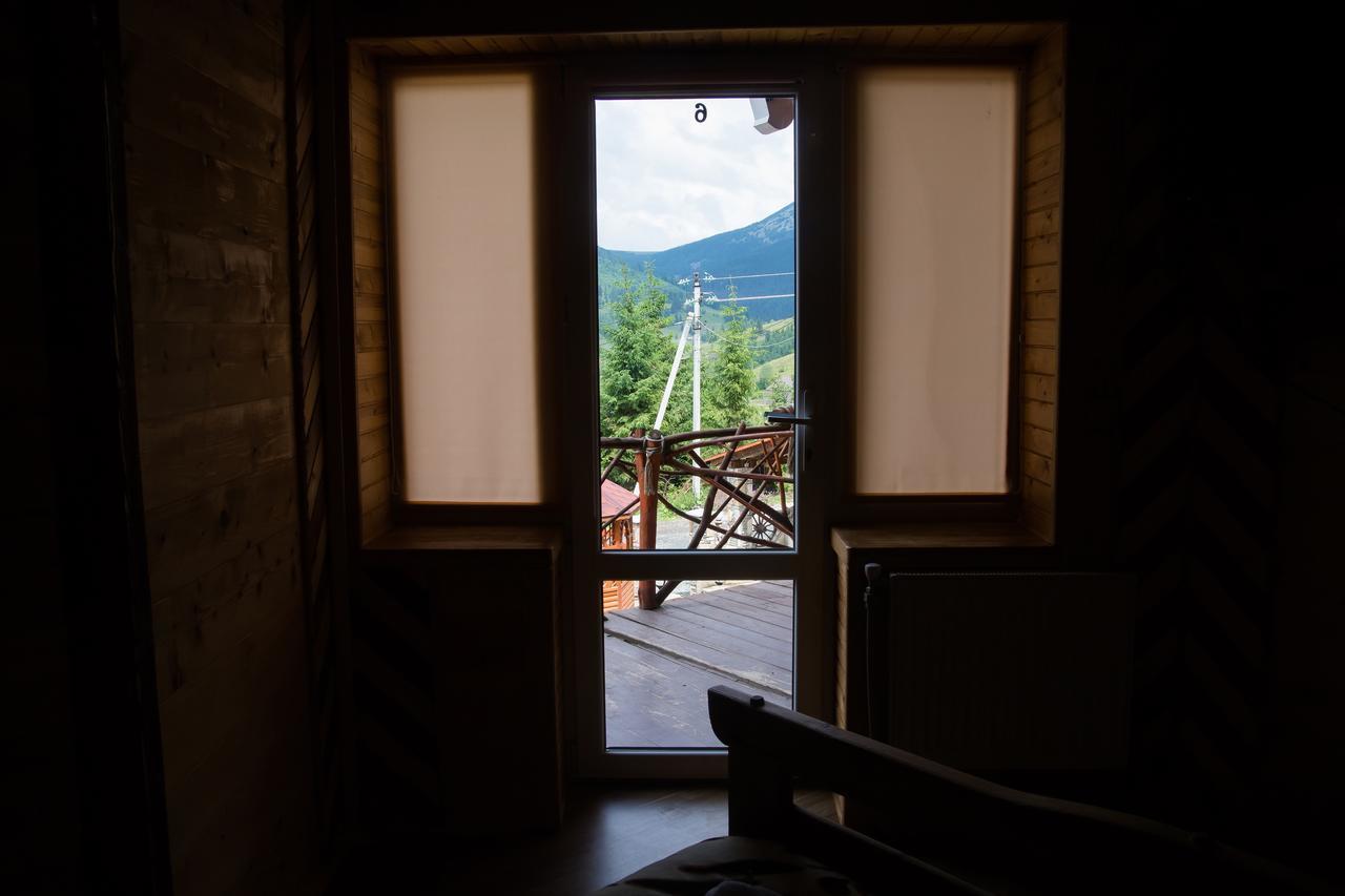 Kabanova Gora Guest House บูโคเวล ภายนอก รูปภาพ